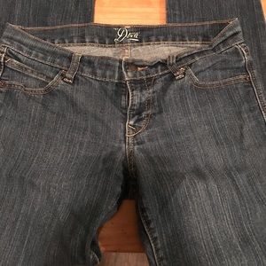 Old navy diva jeans size 6 short